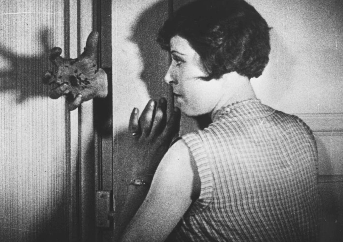 Un Chien andalou